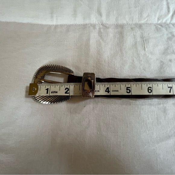 Unbranded Southwestern Style Brown leather Belt with silver hardware sz 34 - Picture 9 of 11